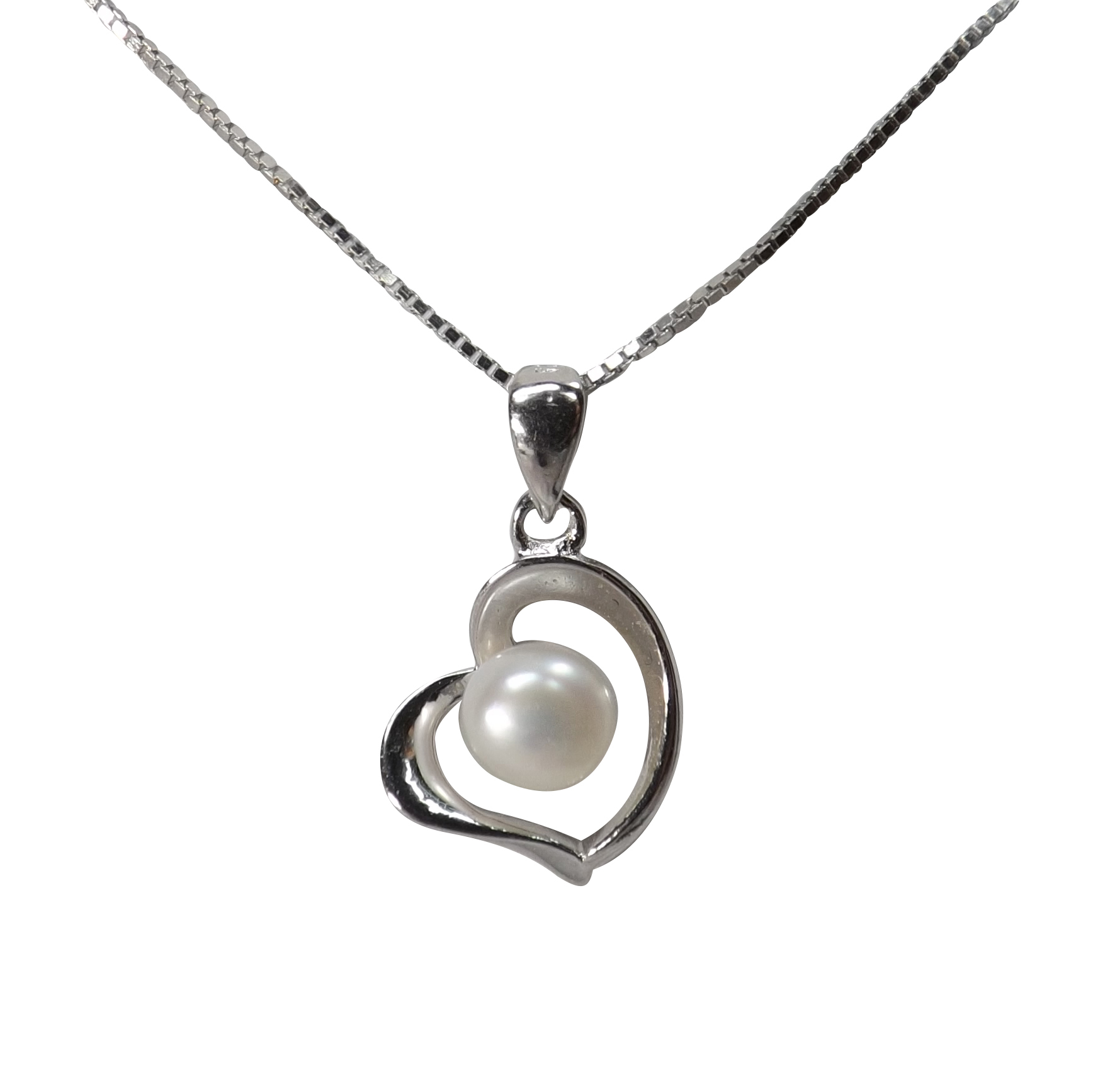 Modern 925 Sterling Silver Heart and Pearl Pendant Necklace